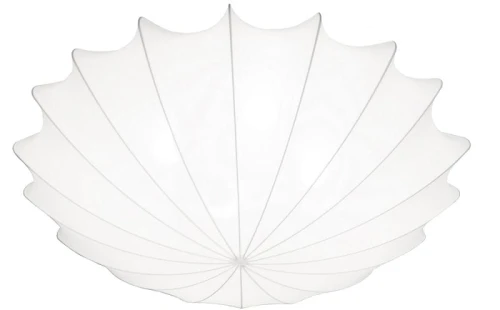 Biały plafon do sypialni