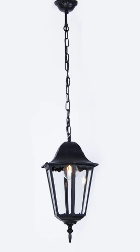 czarna-ogrodowa-lampa-wiszaca