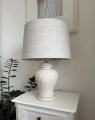 lampa-z-lnianym-abazurem.jpg