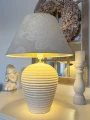 lampa-ceramiczna-cieple-swiatlo-abazura-z-lnu.jpg