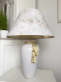 elegancka-lampa-ceramiczna-biala.jpg